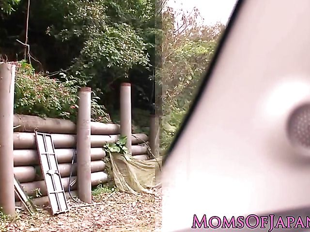 Busty Japanese mom gets boned in the open air
