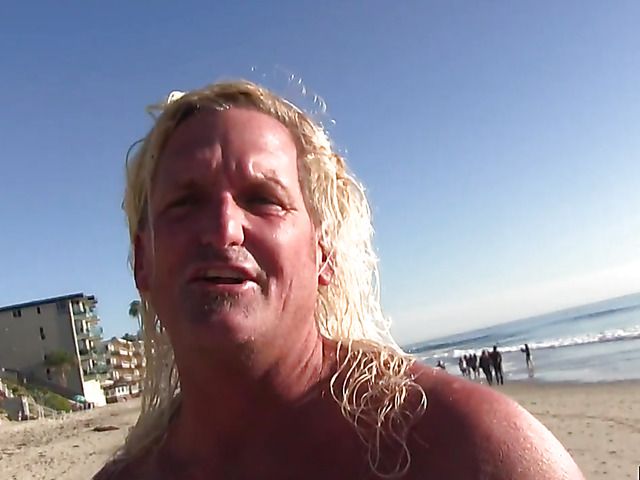 Beautiful amateur teen Pepper XO banged and facialed on cam