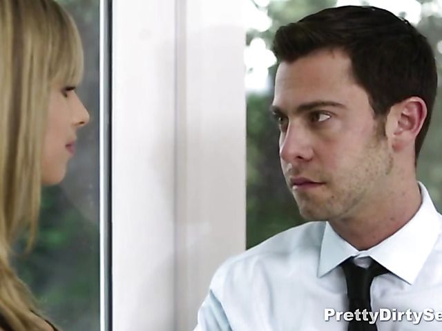 Awesome sex with a blonde and squirting orgasm