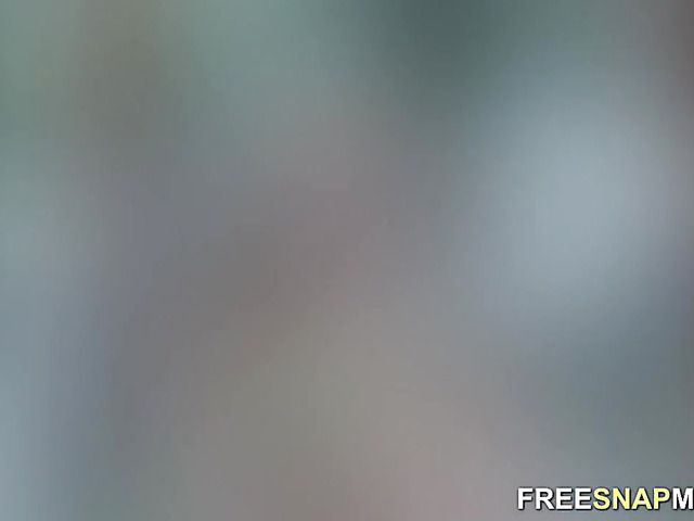 Big tits MILF Sara flaunts her marvelous boobs