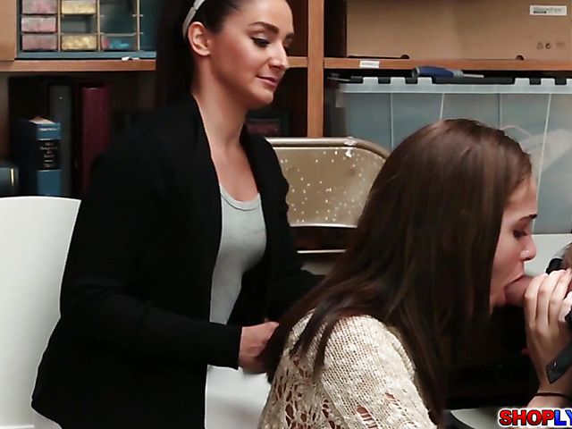 Cute Peyton Robbie gets nailed in the back room