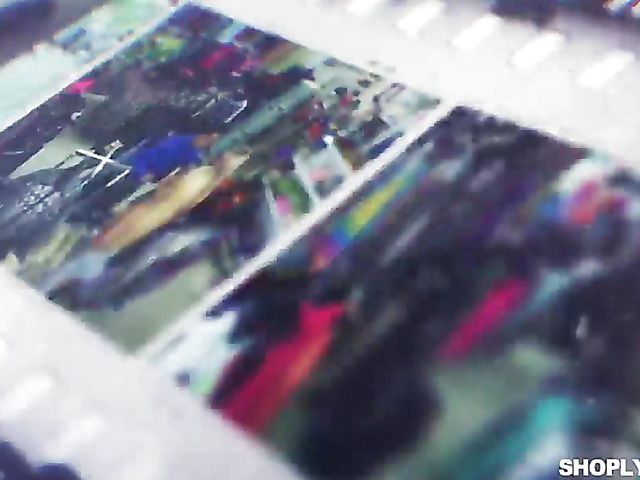 Cute Peyton Robbie gets nailed in the back room