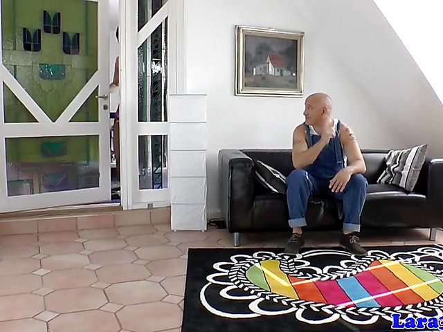 Sexy mature woman Lara is fucking horny