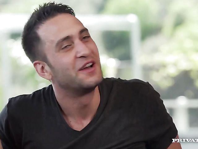 Foursome DP with European MILF Tina Kay