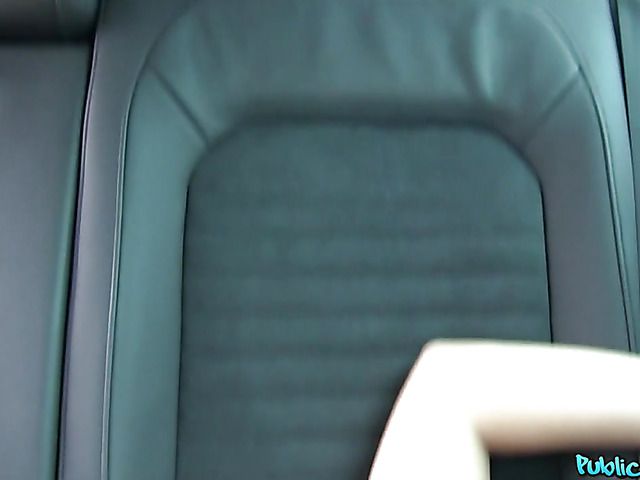 Public sex for cash with Asian student Lin Lee