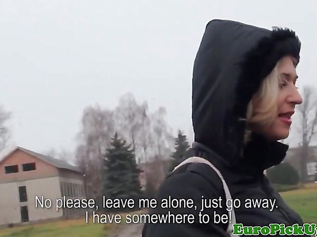 Cute amateur blonde blowjob & facial