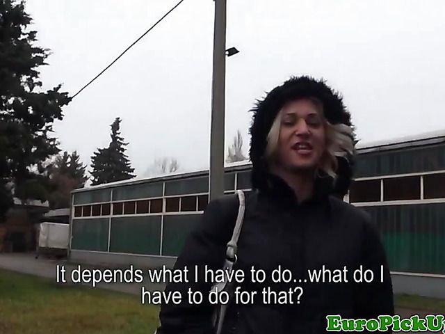 Cute amateur blonde blowjob & facial