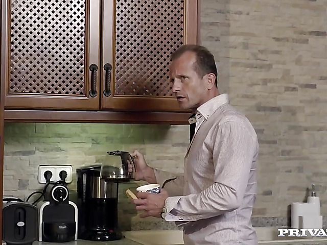 Kitchen threesome with sexy British lady Sienna Day