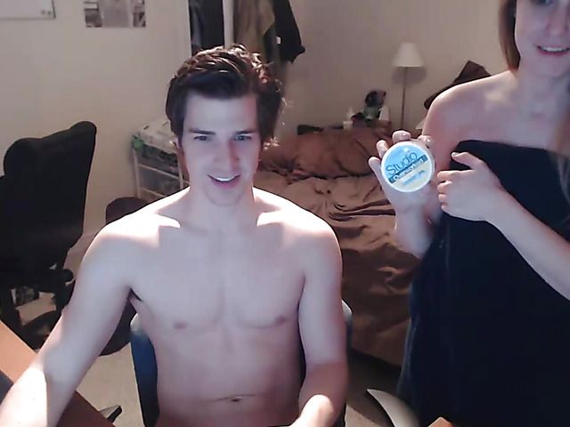 Webcam fuck for your viewing entertainment