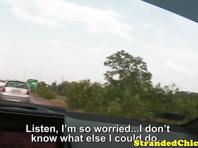 Outdoor sex with amateur brunette Kira