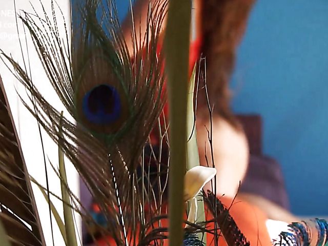 Big butt mom Janey Jones posing in jeans and lingerie