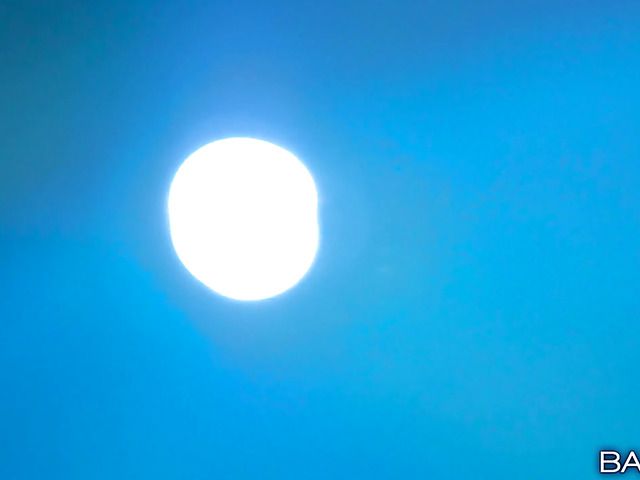 Jasmine Webb and Jemma Valentine go lesbian by the pool