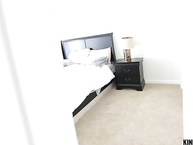 Pregnant creampie for shaved blonde Tiffany