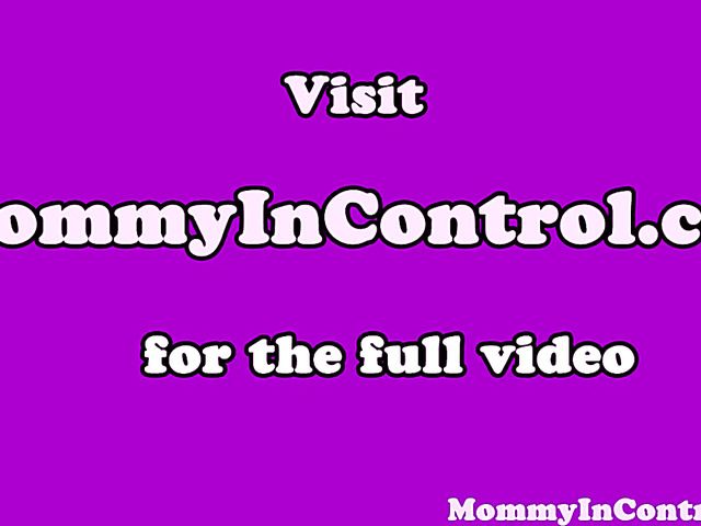 Brunette takes a dick in front of mom