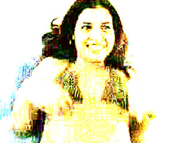 Latin brunette enjoys having her ass licked