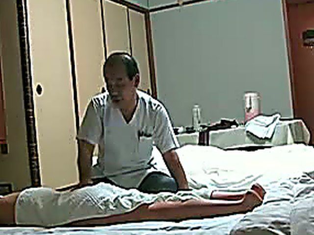 A masseuse takes advantage of a hot teen