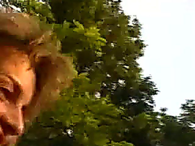 Slutty French babe gives a memorable blowjob