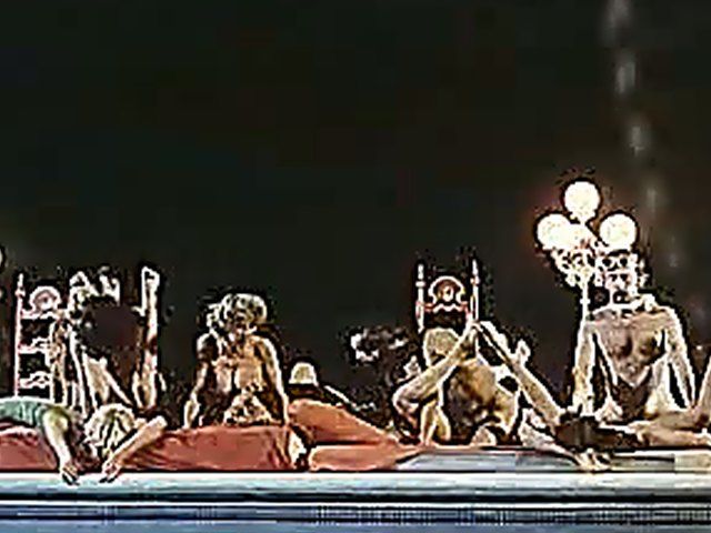 Glamorous babe gets her pussy fucked hard