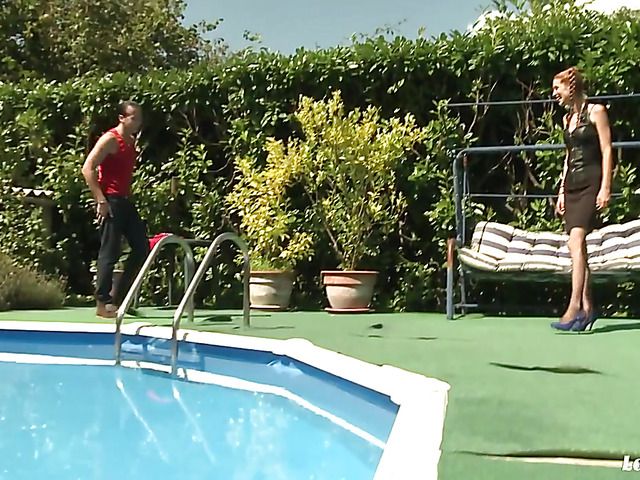 New girl Carlie gets her tight cunt hammered in the sun