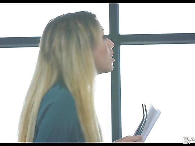 Skinny Empera and Dean Van Damme have office sex