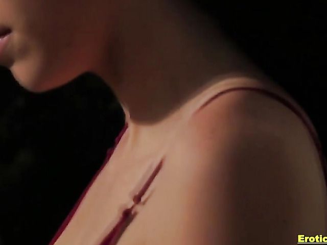 Erotica sex on vacation with stunning Lisa