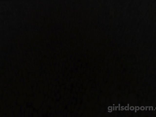 Slim teen brunettes first porn casting