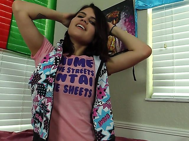 POV cock worship with naughty Raquel Roper