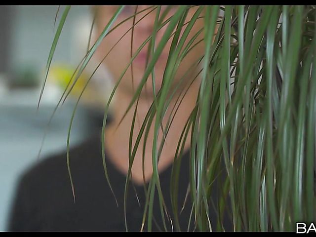 Step Mom Lessons scene with sweet Luna Rival