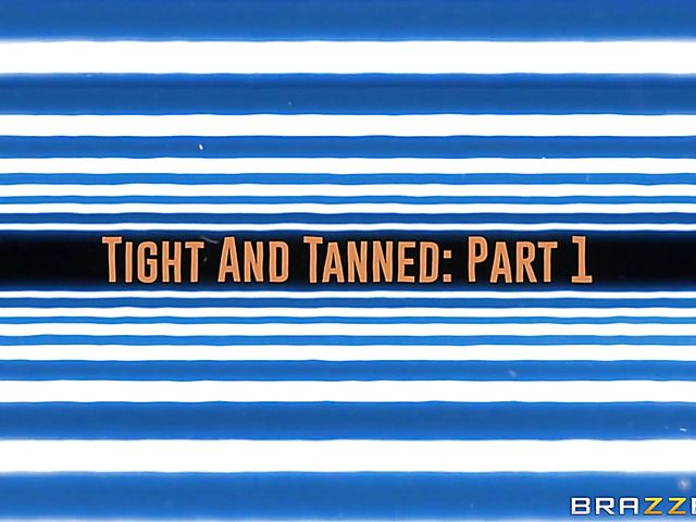 Aubrey Rose and Cory Chase lesbian sex in a tanning bed