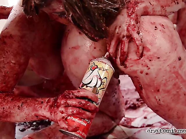 Messy lesbian three-way to blow your mind