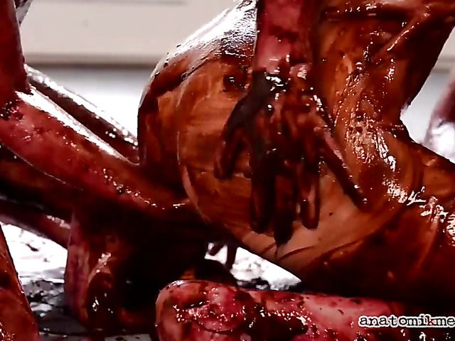 Messy lesbian three-way to blow your mind