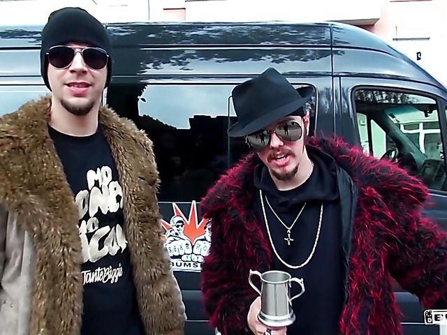 German slut Scarlett Scott gets her pussy poked on the bus