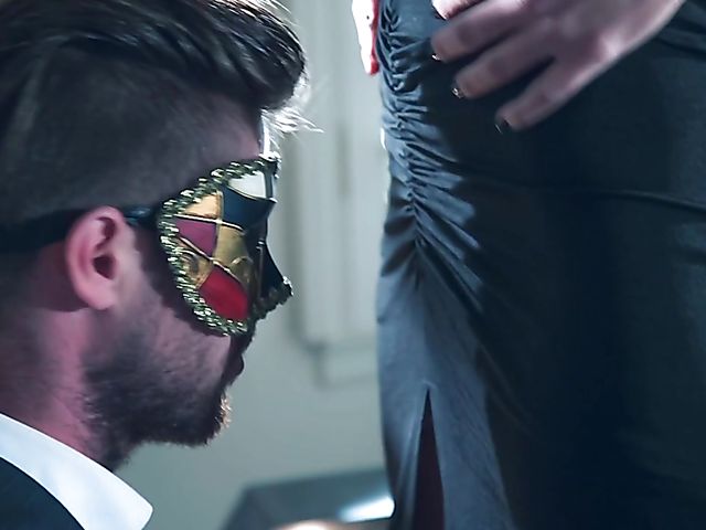 Stunning sex with masked porn star Sandee Westgate