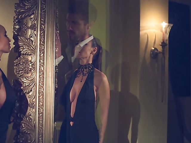 Stunning sex with masked porn star Sandee Westgate