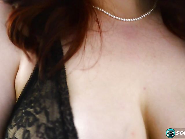 Busty BBW Dulcinea toys her shaved twat