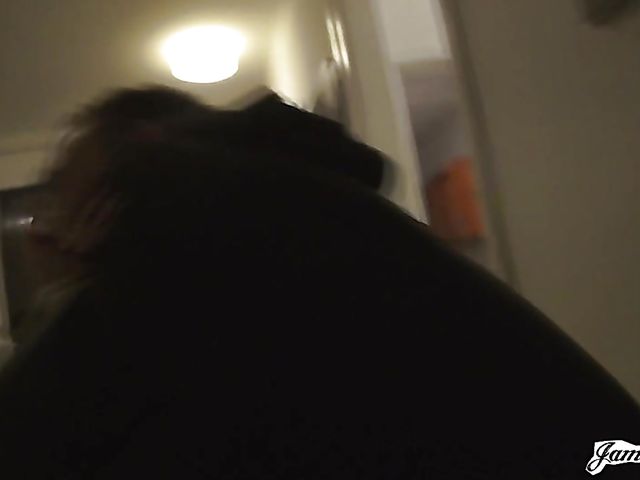 MMF homemade 3some with tight Blue Angel