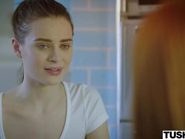 Tushy anal with young sweetheart Lana Rhoades