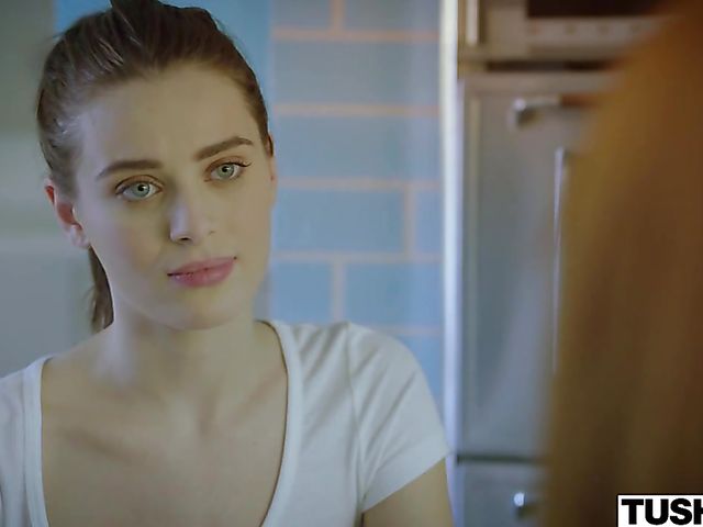 Tushy anal with young sweetheart Lana Rhoades