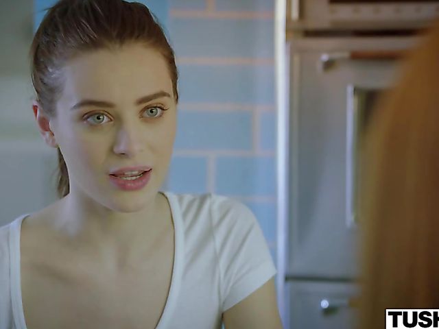 Tushy anal with young sweetheart Lana Rhoades