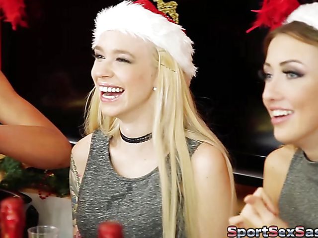 Horny Santa and 7 naughty elves