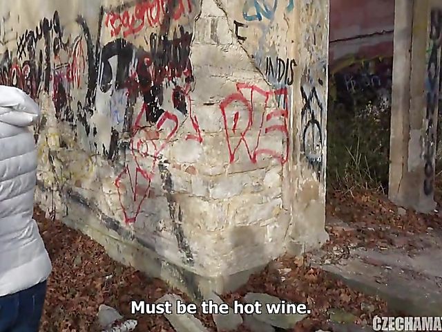 Amateur Czech lady gets her holes fucked well