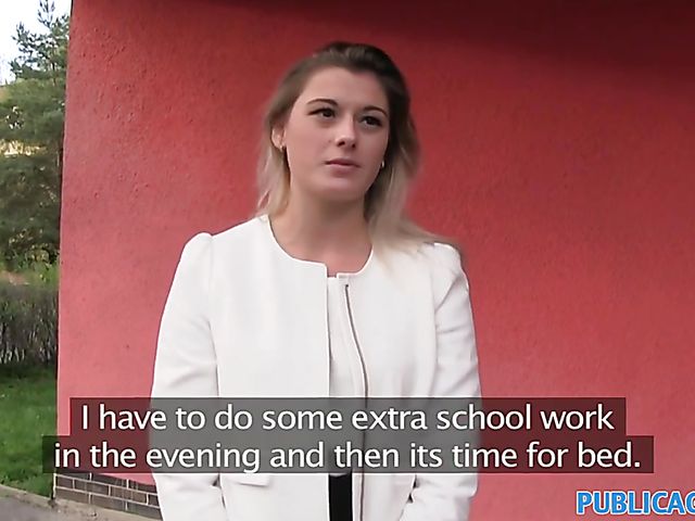 Public car sex with a Czech hottie for cash