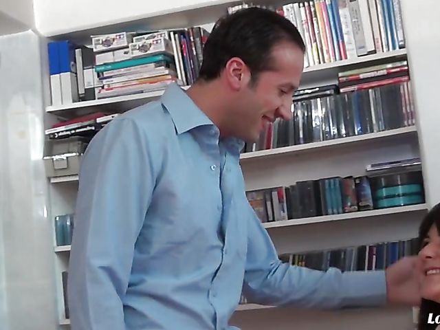 French amateur gets assfucked and facialized