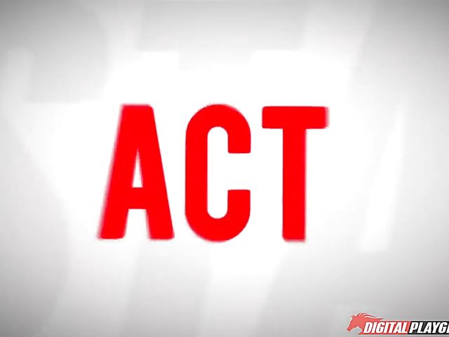 Raven haired porn star Megan Rain introduces herself