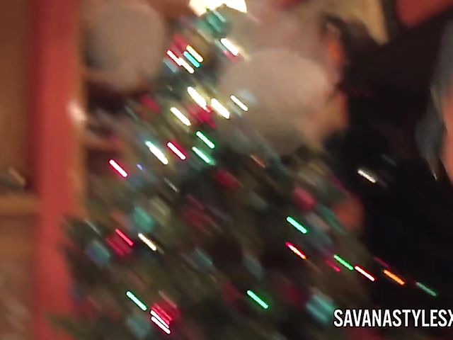 Savana Styles - Solo squirt on Christmas