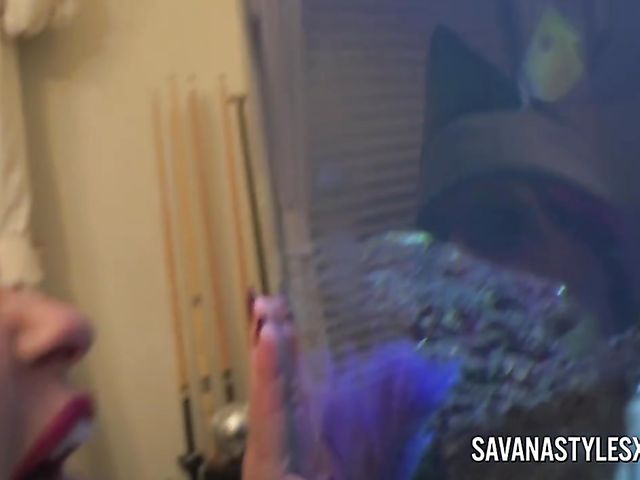 Savana Styles - Solo squirt on Christmas