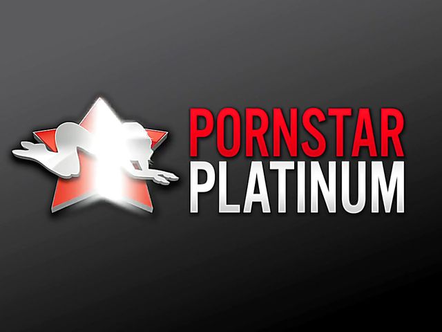 Savana Styles - Solo squirt on Christmas