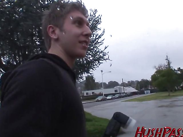 Skinny mom in specs India Summer gets hammered