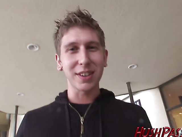 Skinny mom in specs India Summer gets hammered