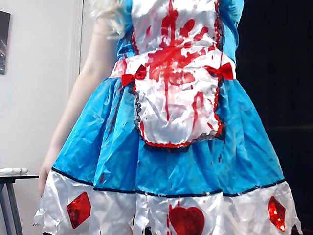 Jennifer Storm shows off her fat ass and toys her slit